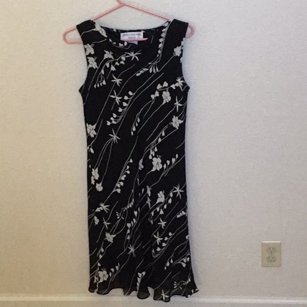Breezy Tropical Print Dress